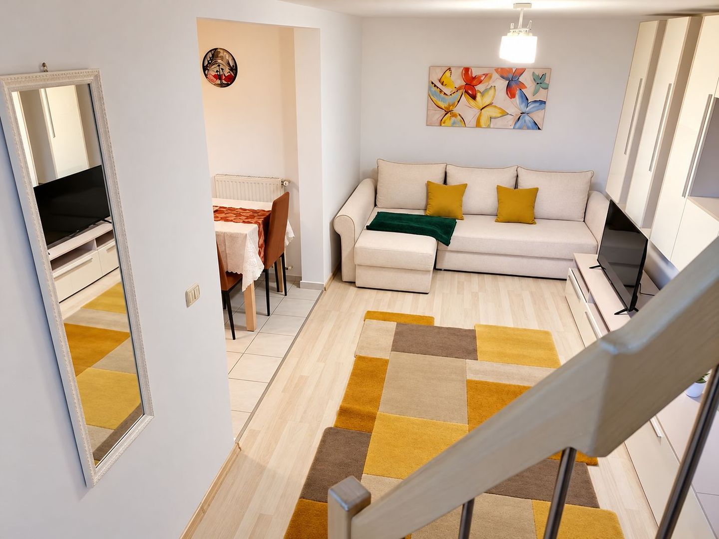 Bălcescu – Apartament pe 2 niveluri, 68 mp | Centrală proprie | Lângă Moisil - Poză 1