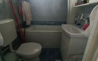 Apartament cu 2 camere /  39mp/ Zona Podu Ros - Poză 6