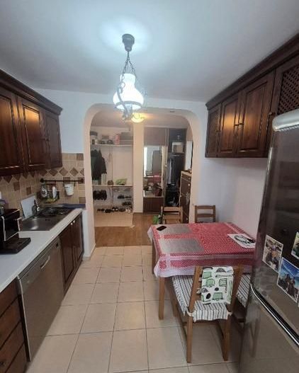 Apartament 2 camere de vânzare, Aviatiei, etaj 3/4, loc parcare inclus - Poză 9