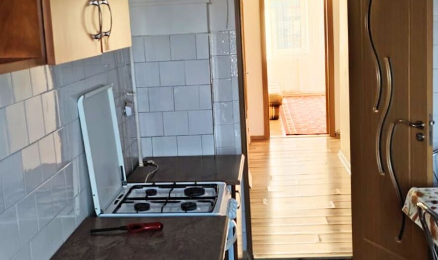 3 camere, situat la etajul 1 al unui imobil din zona 13 Decembrie Făget - Poză 6