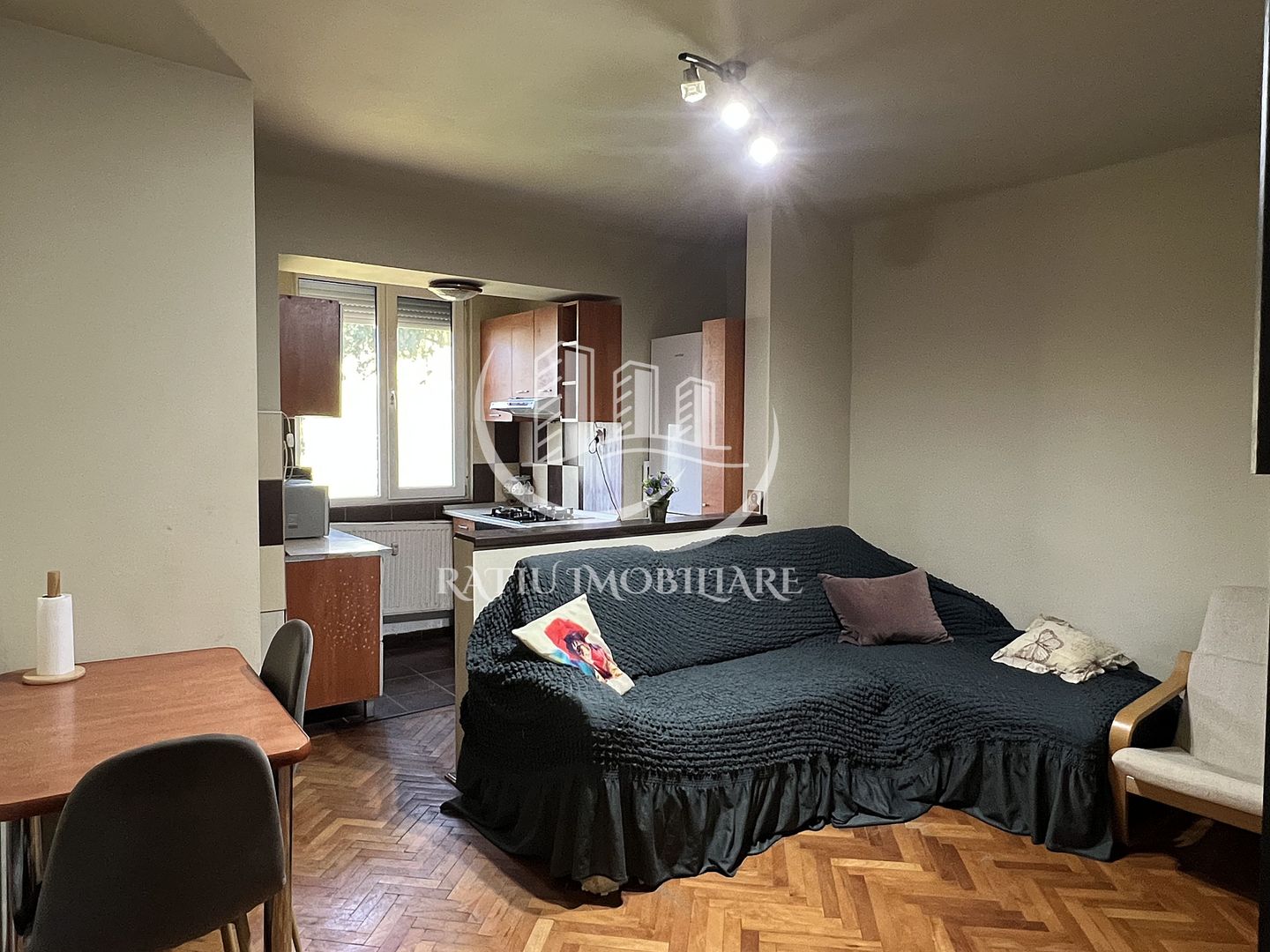 Apartament cu 3 camere | Etaj 2 | Centru Civic | Oradea - Poză 4