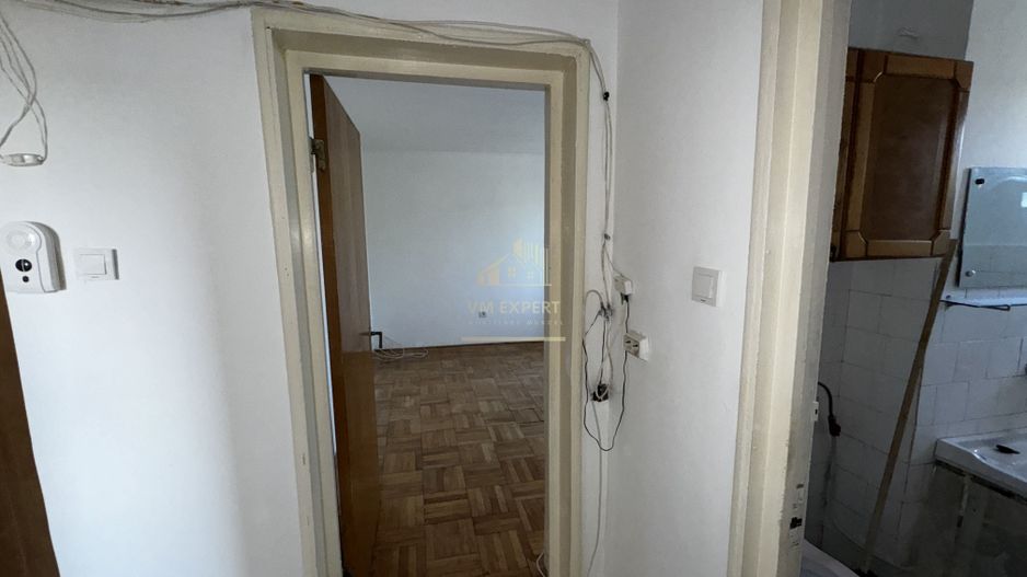 APARTAMENT 2 CAMERE, ETAJ 3, CAMPULUNG, ARGES - Poză 10