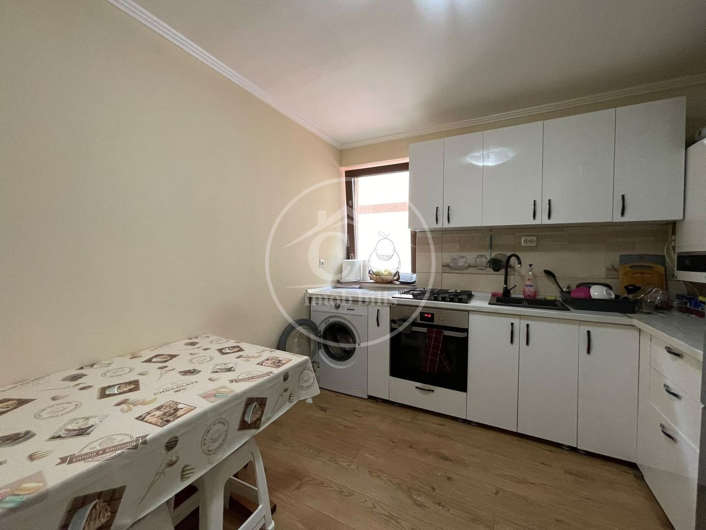 Casa de vanzare cu 3 camere tip duplex in zona Rogerius Oradea - Poză 4