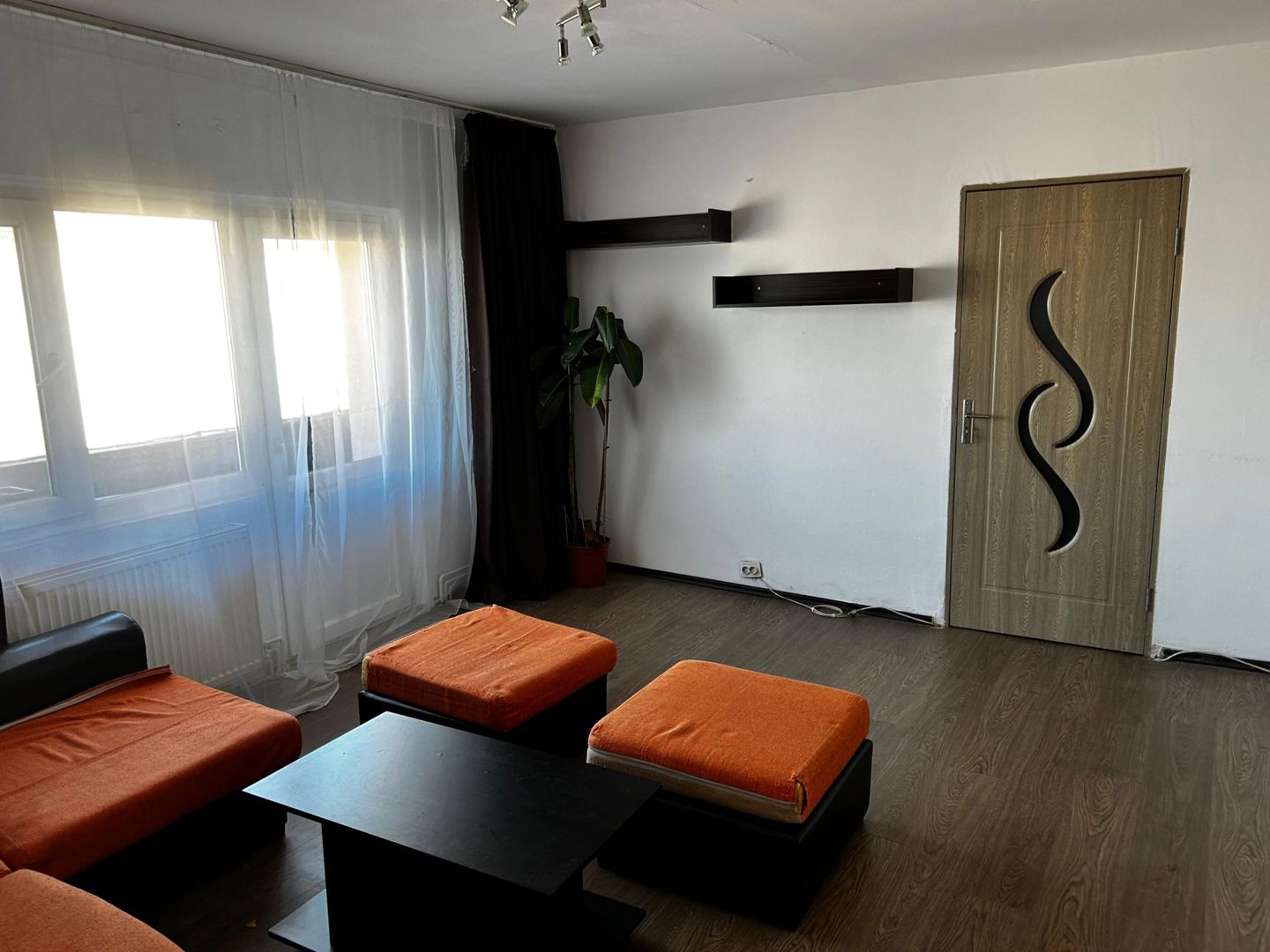 Apartament 2 camere, Zona Torontalului, Mobilat si Utilat - Poză 2