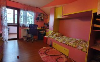 Casa de vanzare, 4 camere, 2 terase, garaj, 900mp teren - Poză 12