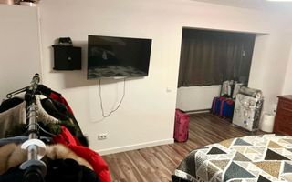 Vanzare apartament - 3 camere  - etaj intermediar - Paltinisului - Poză 5