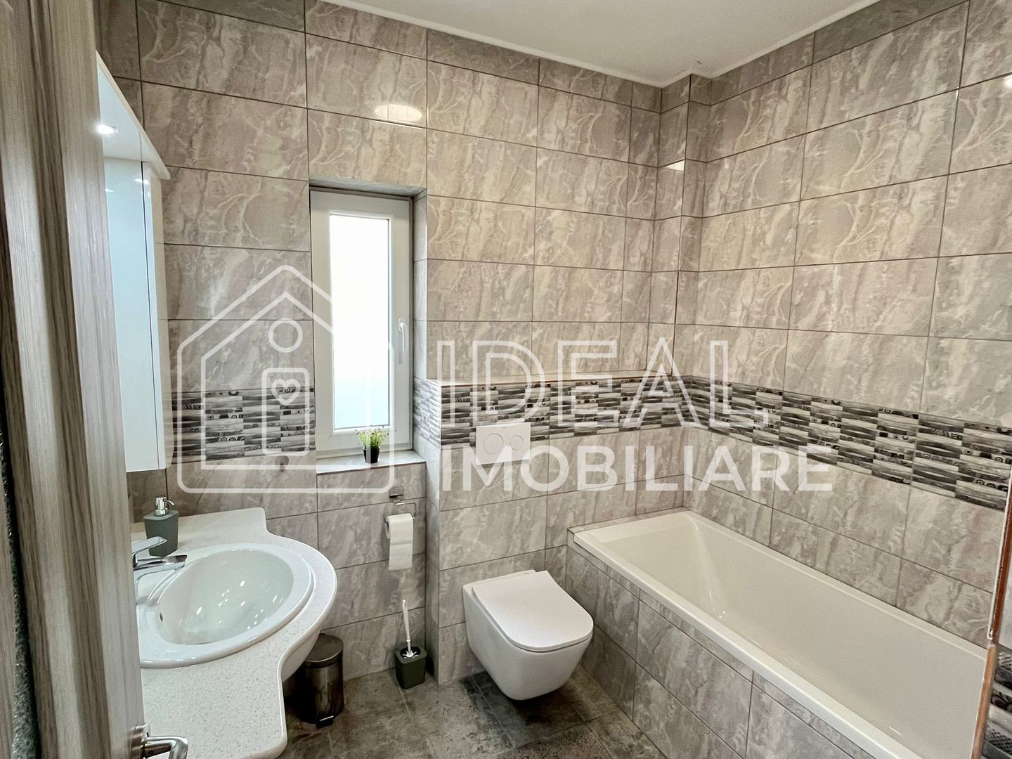 Apartament de închiriat, 3 camere – Șelimbăr - Poză 19