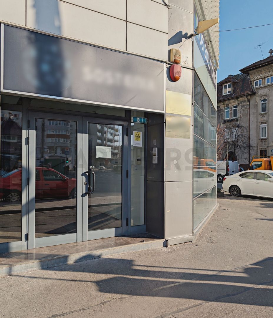 Zero comision, 450-680mp spatiu showroom Clucerului, amenajat, ISU - Poză 15