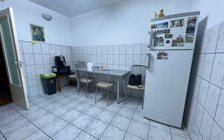 3 camere decomandate, Piata Marasti, LIDL, The Office, OMV - Poză 6