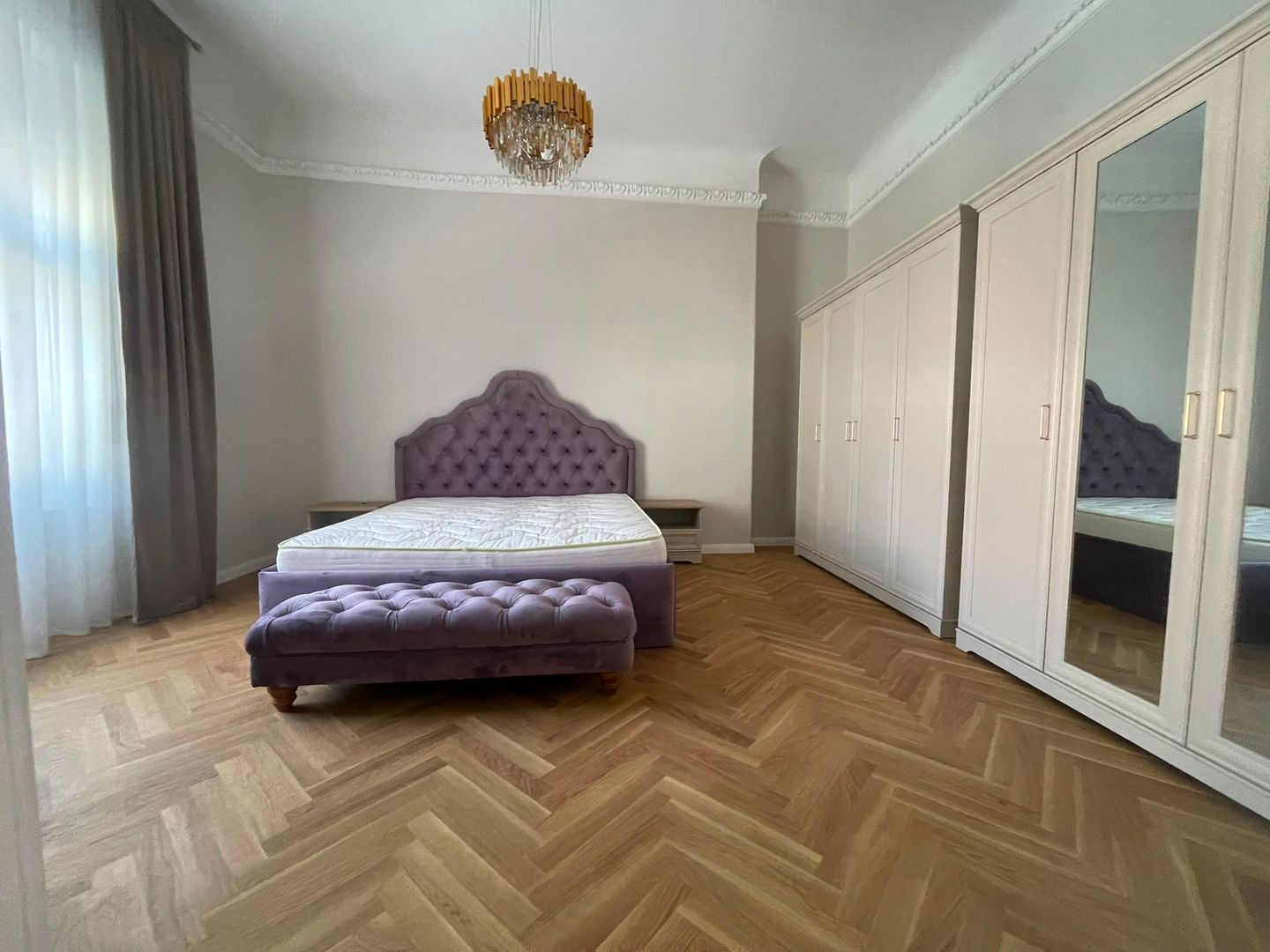 APARTAMENT PREMIUM DE ÎNCHIRIAT – 3 CAMERE – ZONĂ CENTRALĂ - Poză 1