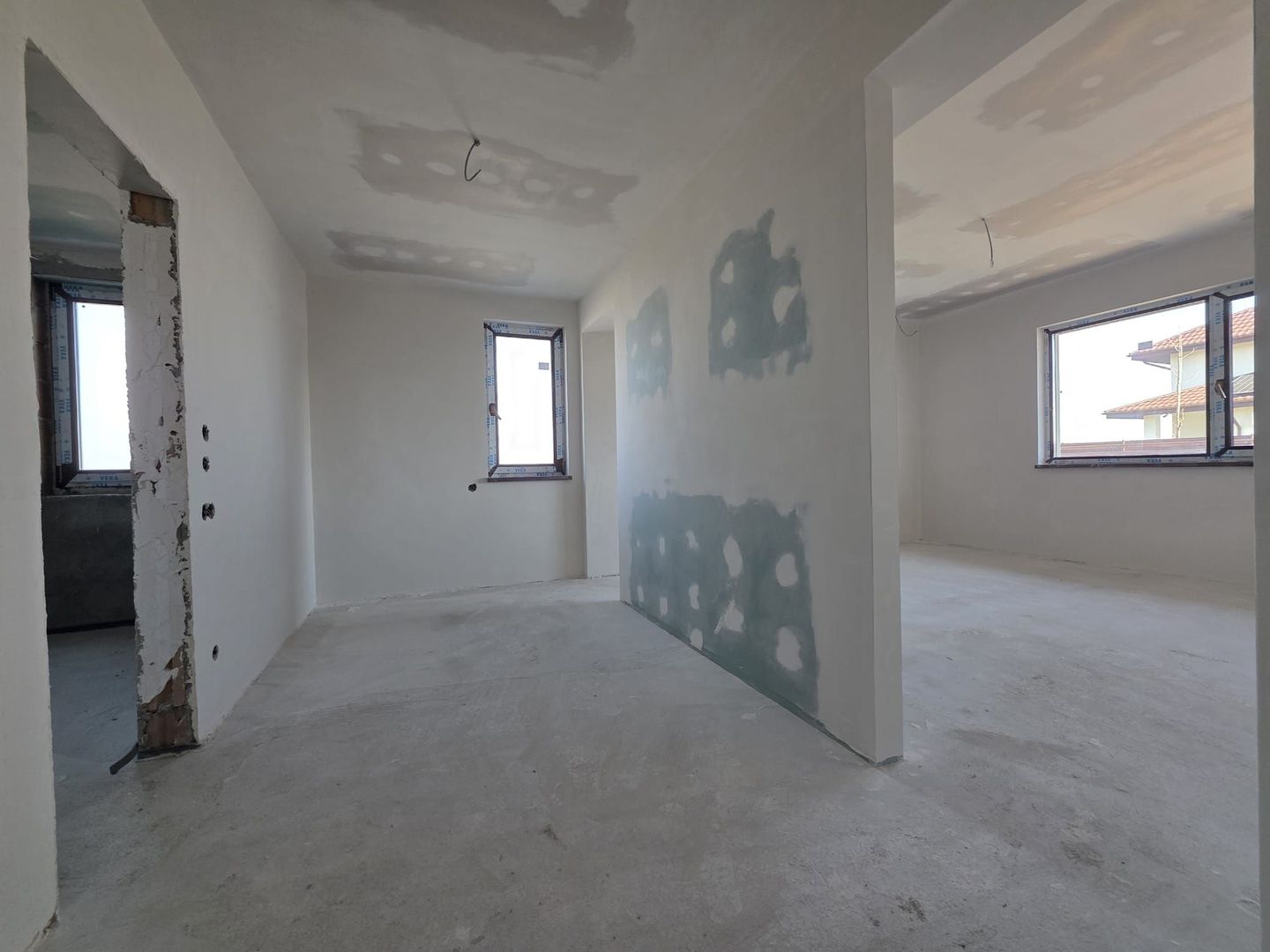 Casa in regim P+1ER de vanzare in Baltoesti - Poză 12