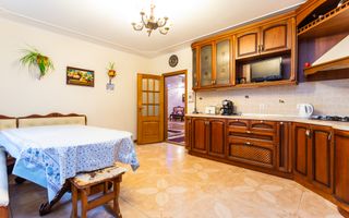 Vânzare, casă, 2 nivele, 6 camere, strada Luceafărul, Ciorescu - Poză 3