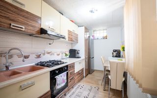 Casa ULTRACENTRAL 3 camere Oradea - Poză 5