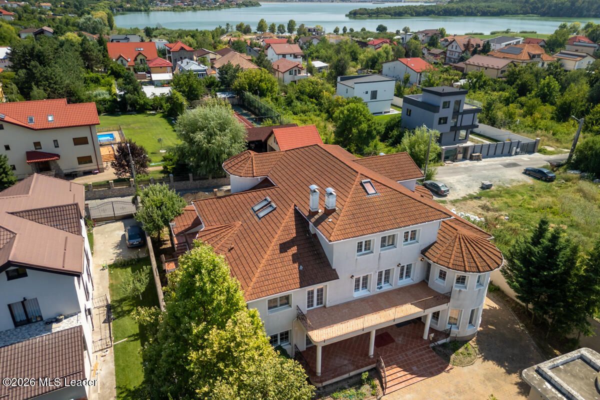 Cernica - Intre Lac si Padure, Vila luxoasa 946 MP, teren 1382 MP - Poză 99
