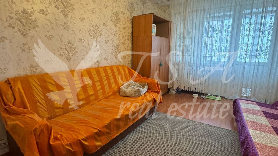 Apartament 3 camere, decomandat, zona Rahova - Poză 2