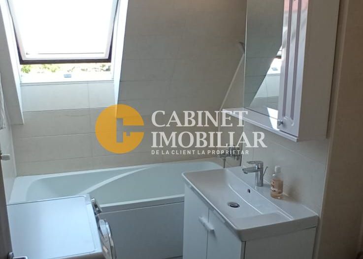 APARTAMENT 2 CAMERE DECOMANDAT - ZONA PODUL DE PIATRA-GARA - Poză 3