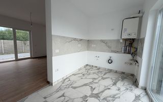Finisat la cheie. Bucatarie inchisa. Acces asfaltat - Poză 9
