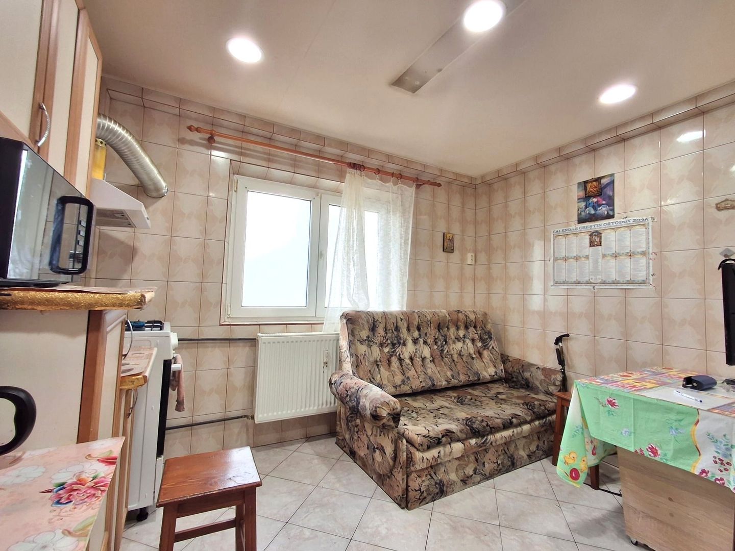 De Vanzare Apartament cu 3 camere  Mall Vitan imobil constr 1985-1990 - Poză 12