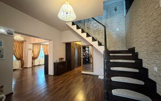 Vila spatioasa cu vedere spre lac Corbeanca - Poză 9