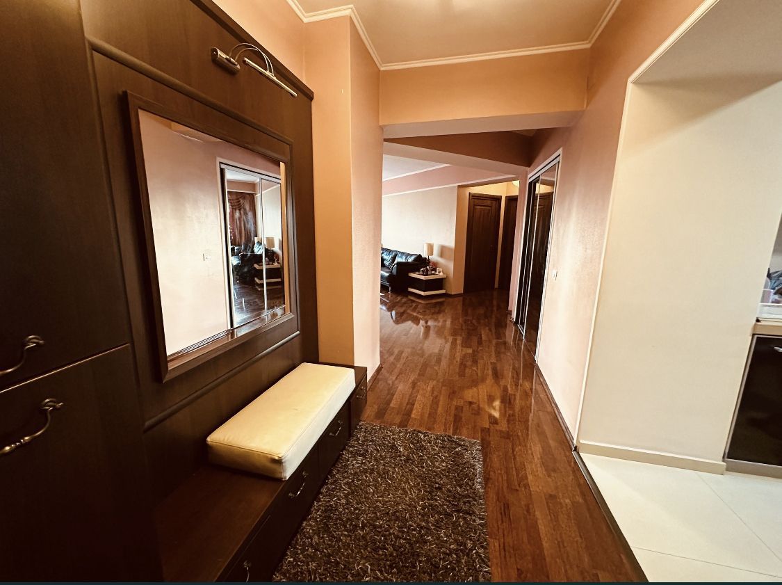 Vand ap 3 camere - Poză 3