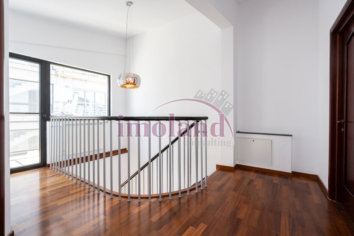 Inchiriere duplex cu terase - birou/rezidential - Lake view - Barbu Vacarescu - Poză 24