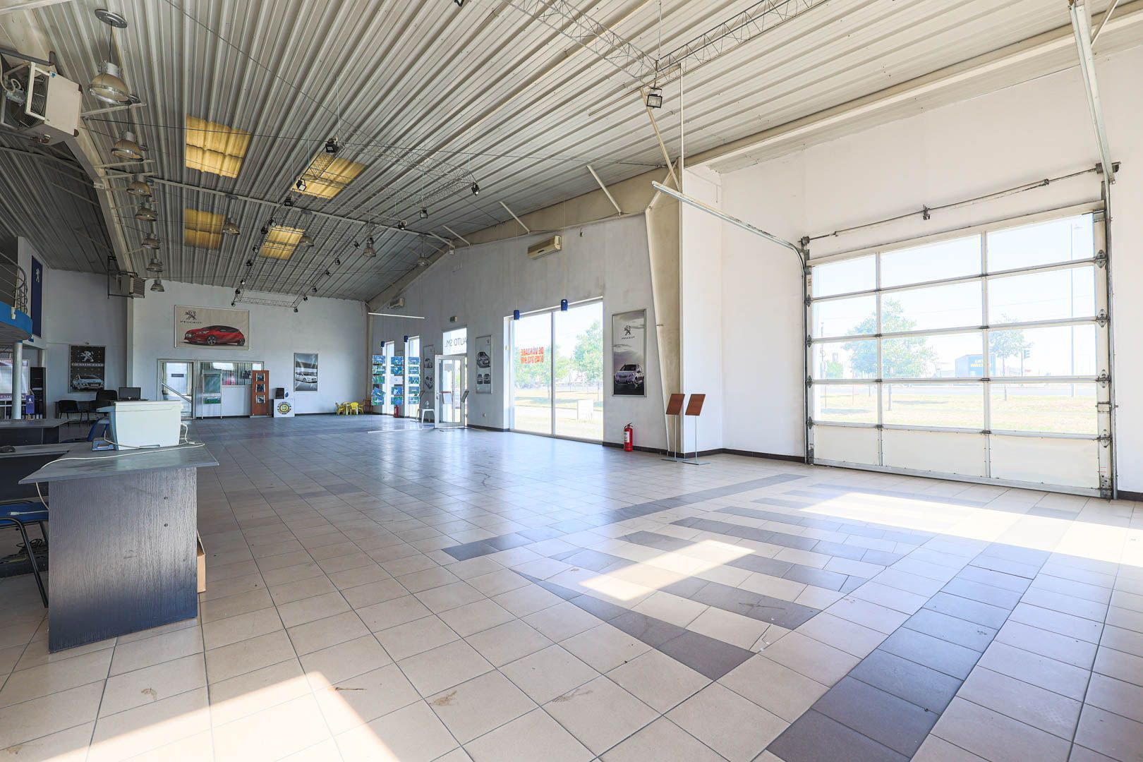 Reprezentanță auto de vânzare – Arad, Zona Industrială Micalaca Est - Poză 6