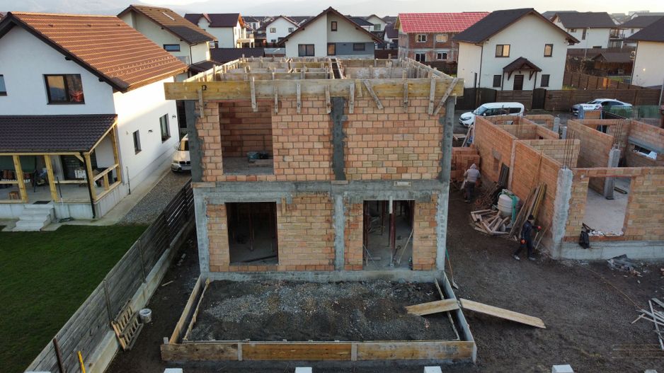 Casă de vanzare Cartier Izvorv - Poză 4