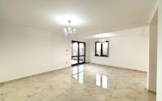 Duplex  cu 4 camere si teren generos , Sacalaz - Poză 8