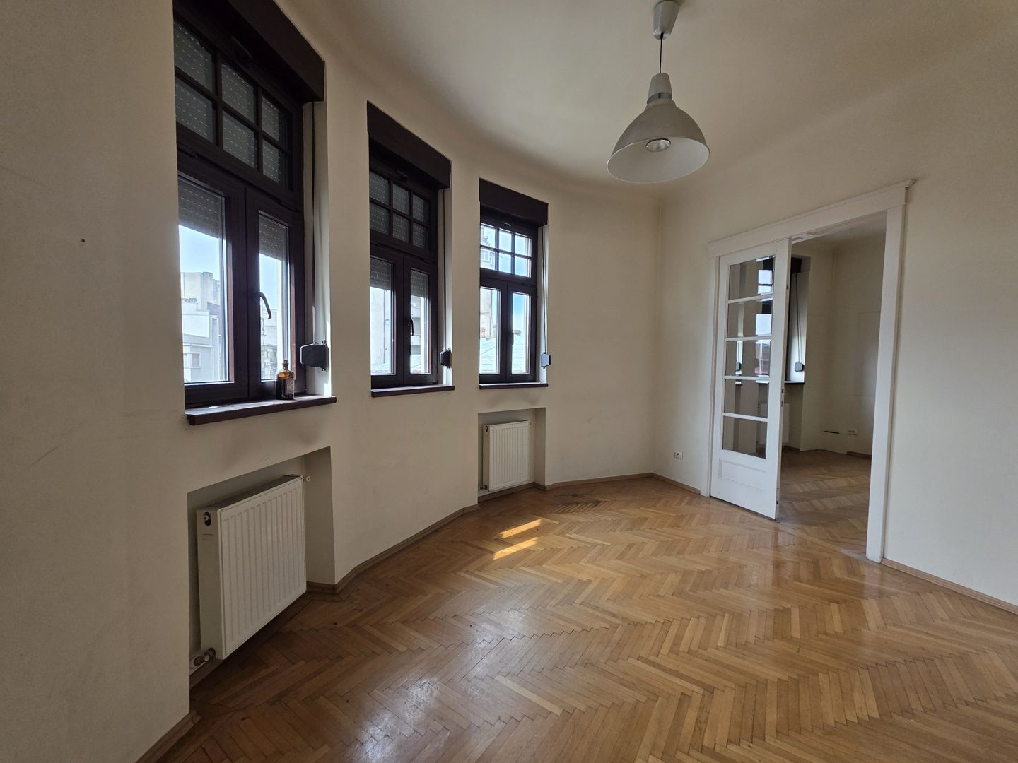 Apartament 4 camere de inchirat Armenasca Romana - Poză 17