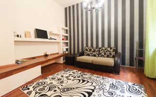 Vila "VARDA" , 200 MP utili, teren 160 mp - Poză 1