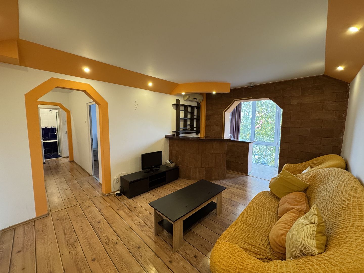 Apartament cu 3 camere in Astra, str Barbu Lautaru - Poză 1