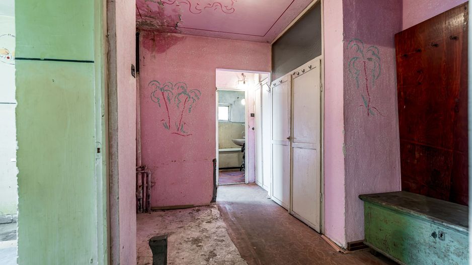 Apartament decomandat, 2 camere, Alfa, la 2 pași de stația de tramvai - Poză 4