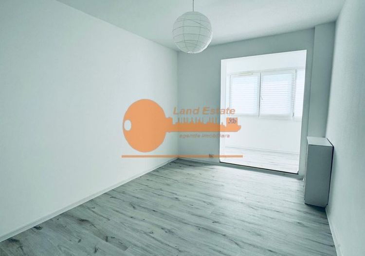 3 camere (metrou Titan-10 minute) - Poză 8