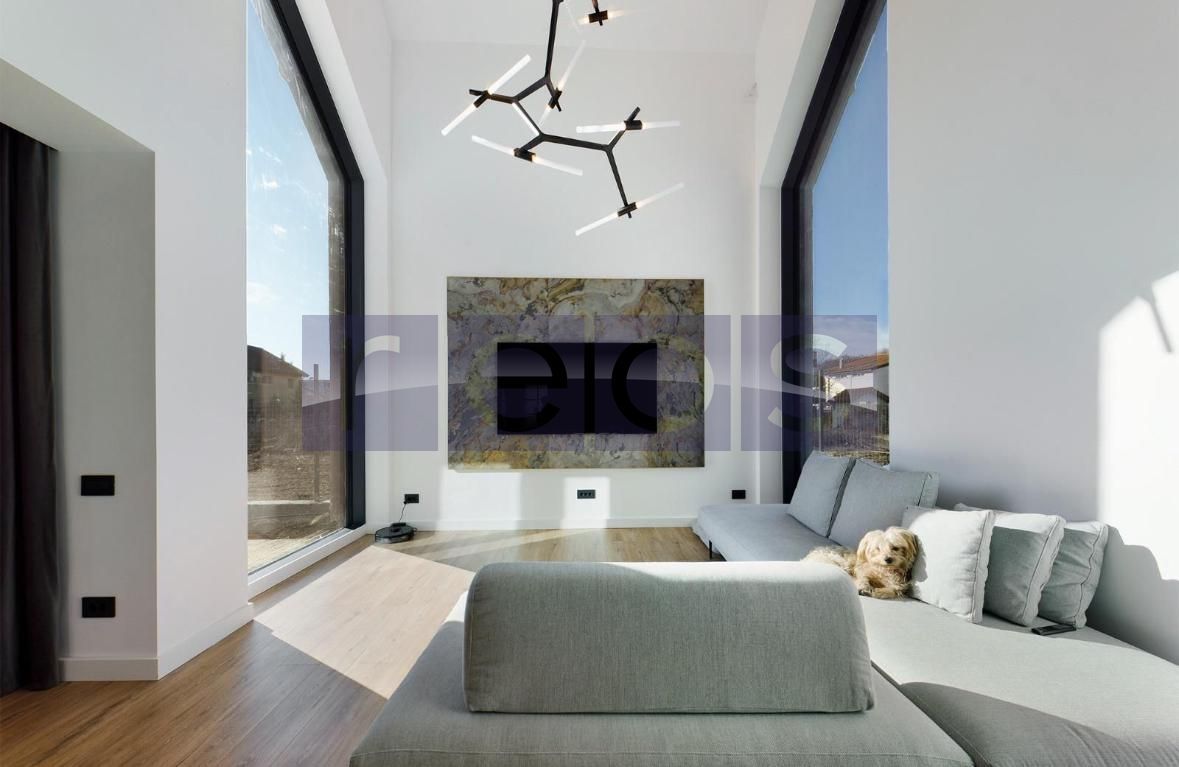 VANZARE CASA PIPERA | 8 DORMITOARE | 310 MP - Poză 1