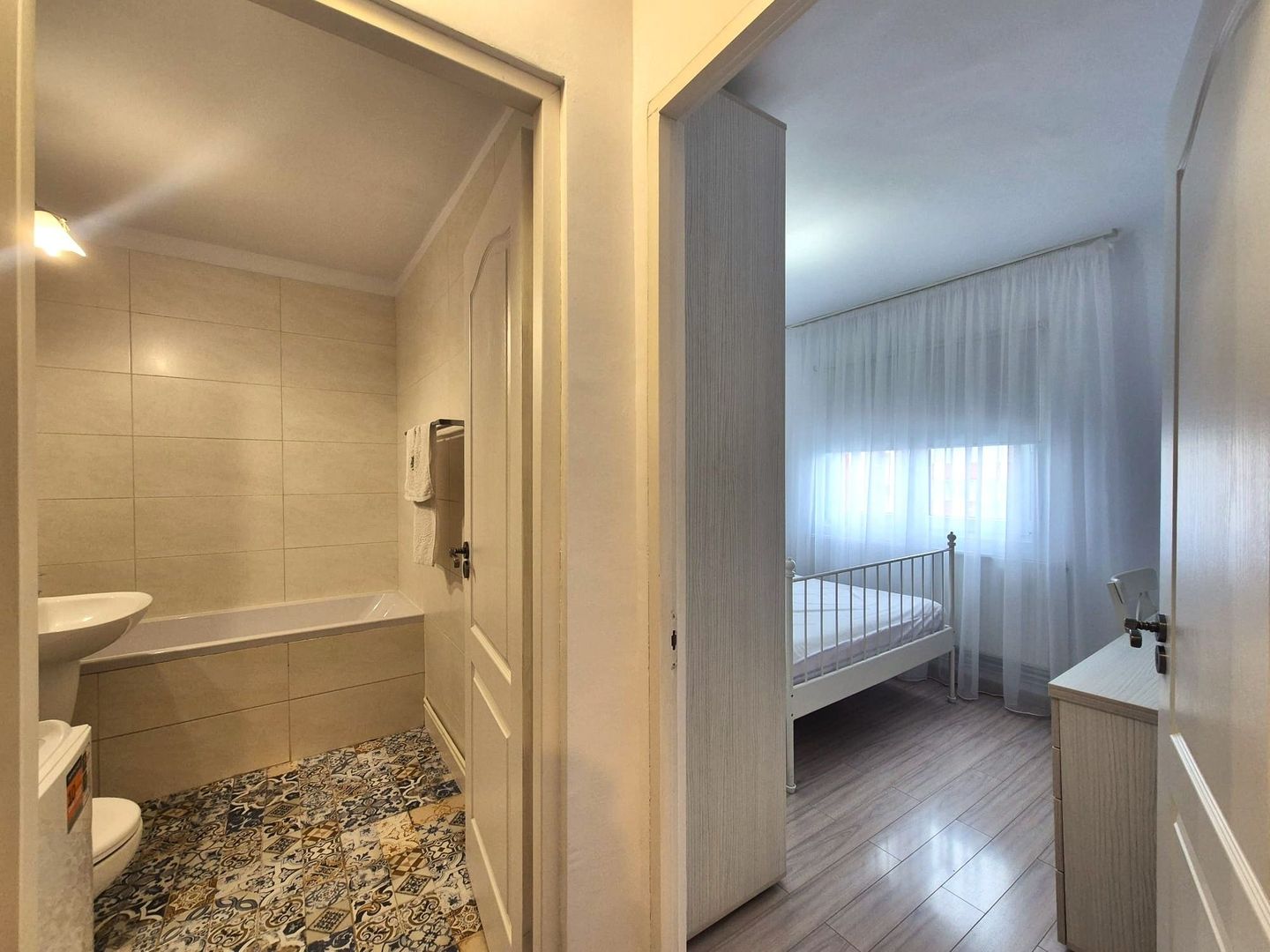 Zona Spitalul Judetean, apartament renovat complet - Poză 15