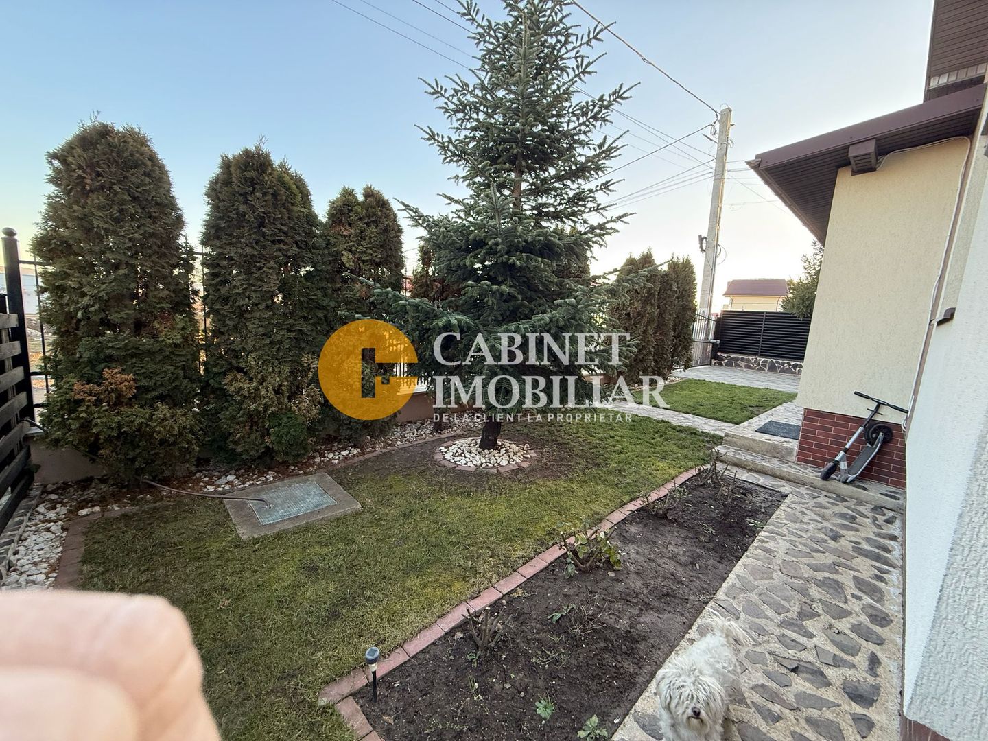 Vila - 5 camere - 2 bai - 580mp teren - mobilata complet - Poză 3