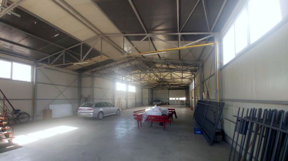 Hala industriala de inchiriat – Focsani, 400 mp, drumul de centura - Poză 2