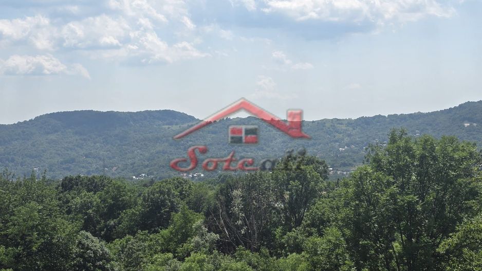 Vila de vanzare in Cornu ( Cornu de Sus) - teren 3300 mp - Poză 24