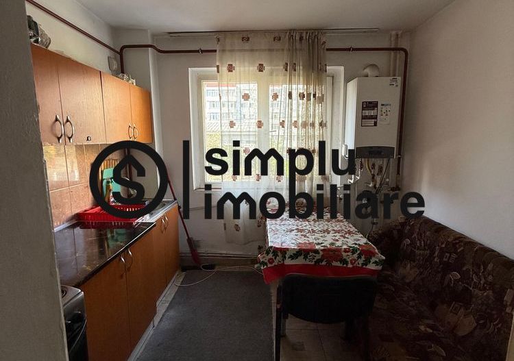 2 camere, etaj 1/4, centrala termica, Lapus - 106 500 Euro - Poză 6