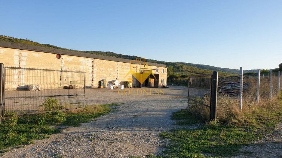 Hala industriala Dej cu platforma betonata curent trifazi - Poză 5