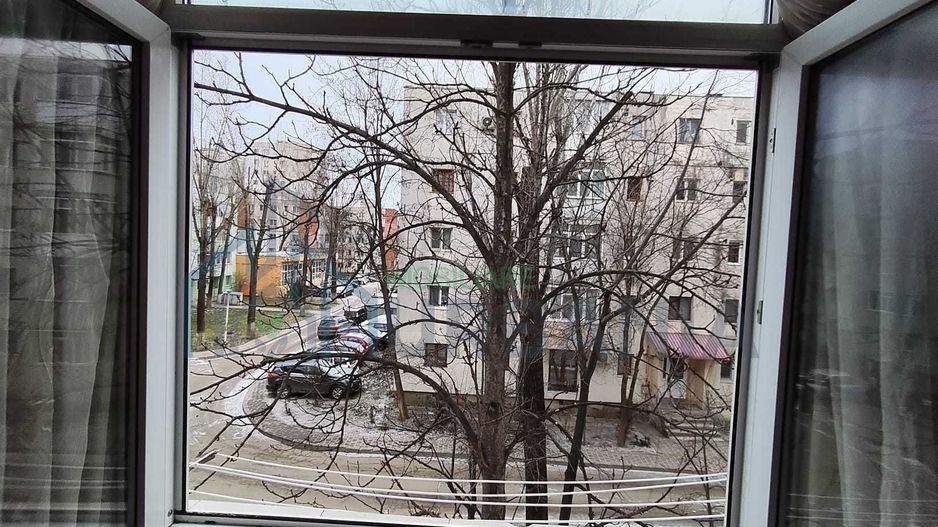 Apartament 3 camere semidecomandat. - Poză 6