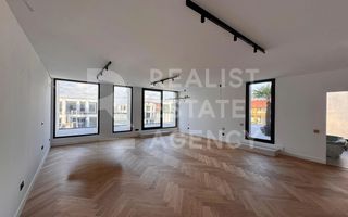 Vilă Spațioasă cu grădină privată în Nordul Capitalei. - Poză 10