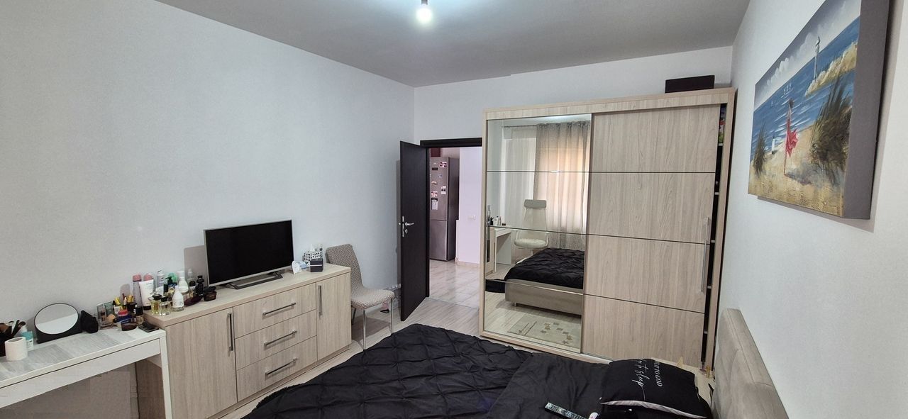 De vanzare apartament 2 camere Militari Residence - Poză 2