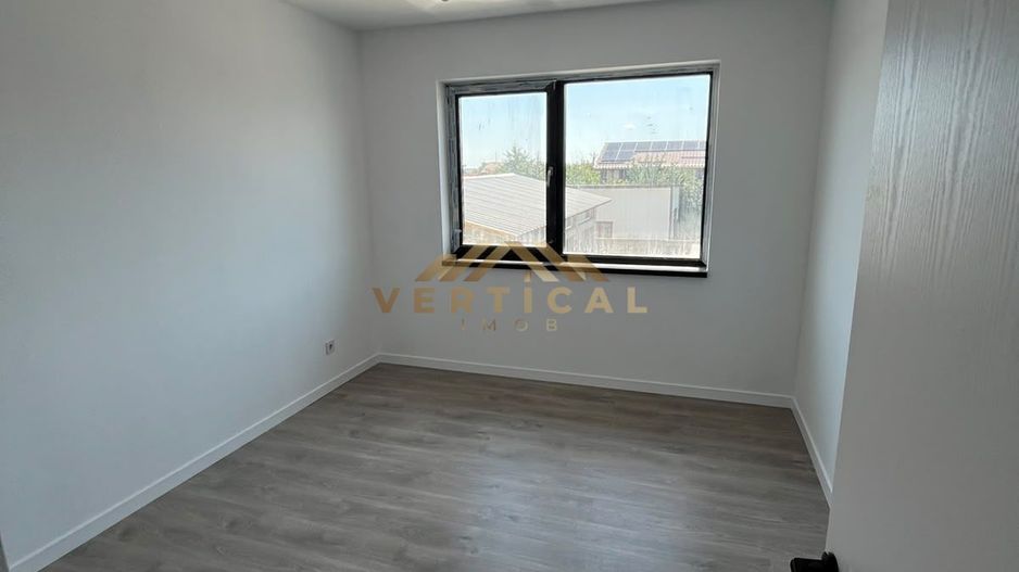 Casă Individuală  P+1 cu 4 Camere și Curte Generoasă Berceni/Ilfov - Poză 11