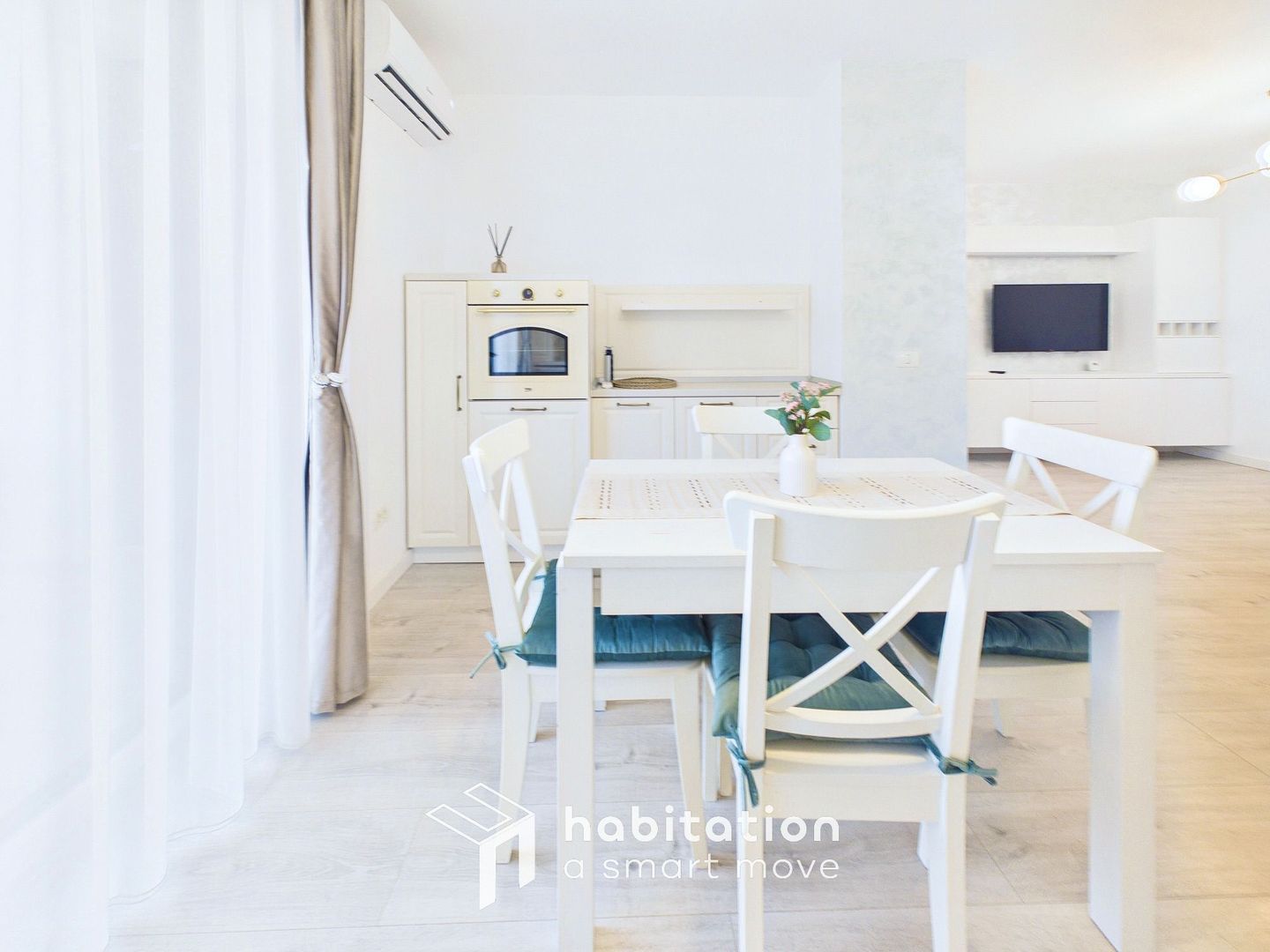 Apartament 2 camere, elegant si luminos, Central - 7 minute de Unirii - Poză 13