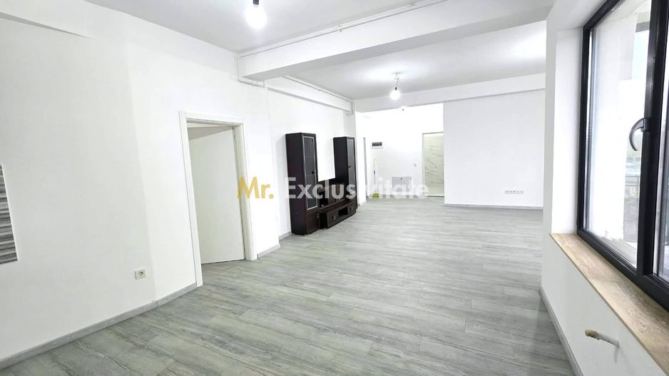 De vânzare apartament 3 camere, centru Satu Mare - Poză 10