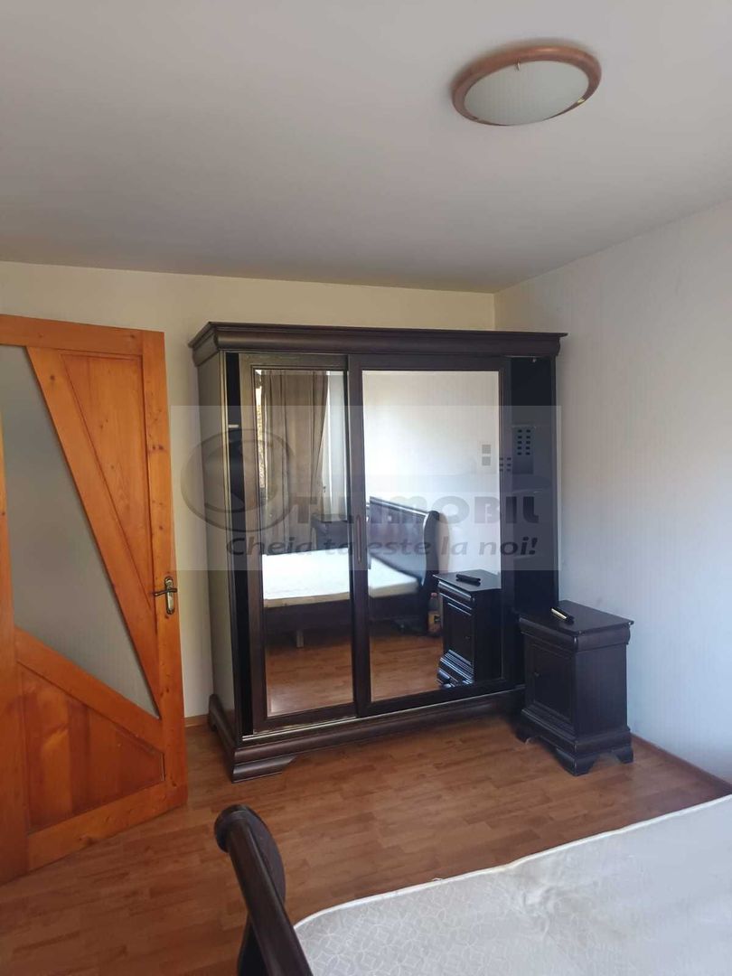 Apartament 2 camere, 52 mp, 3/4, Podu de Piatra - 96.000 euro ! - Poză 3