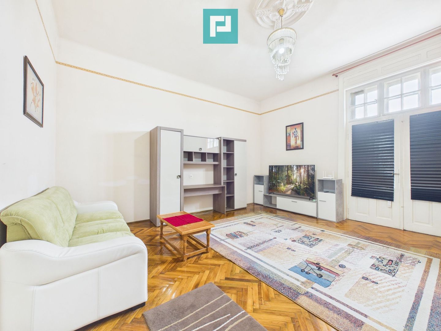Apartament generos cu 3 camere – Zona Centrală - Poză 1