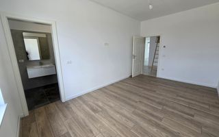 Duplex pe parter cu 3 camere in Covaci - Poză 10