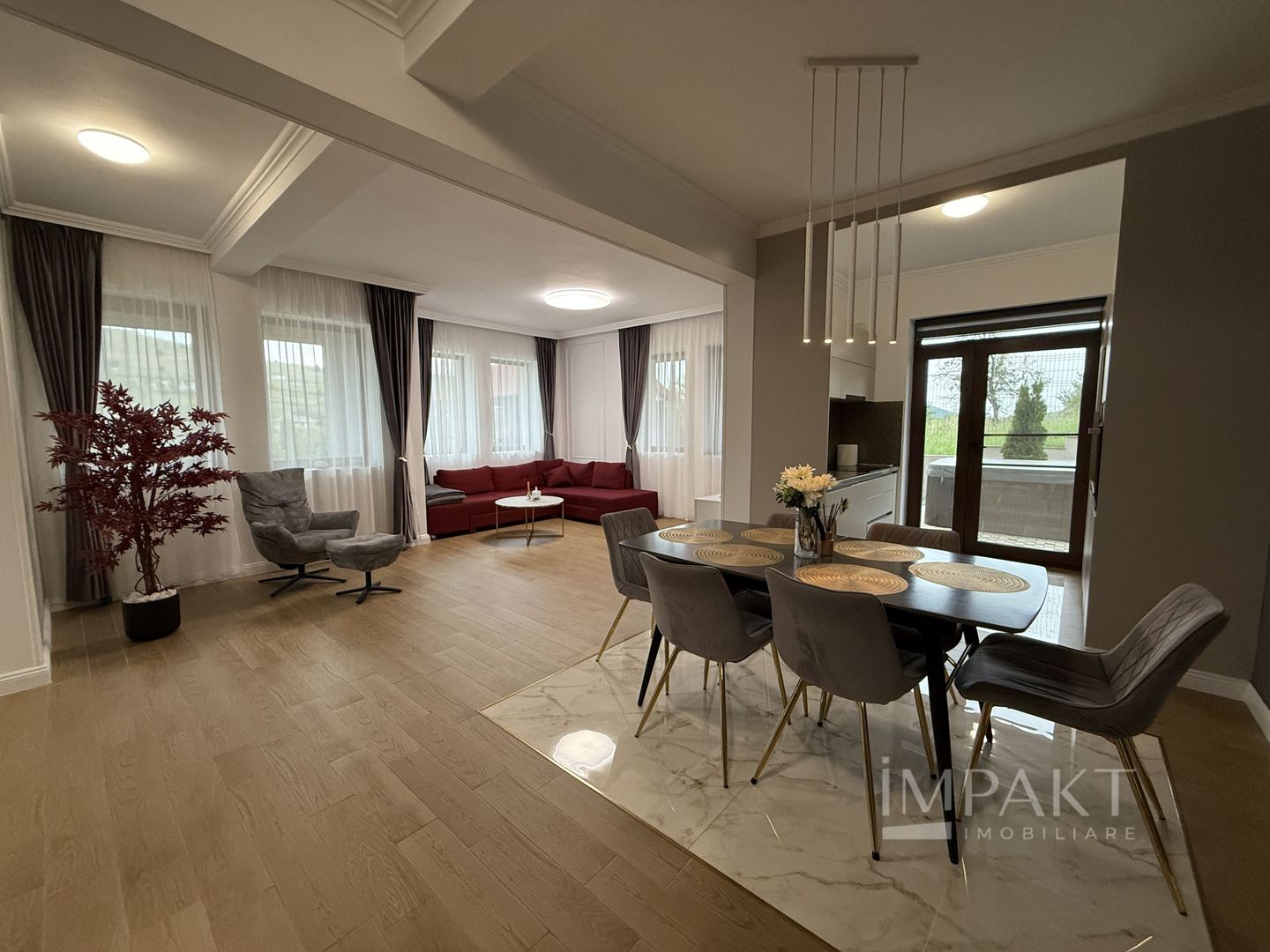 Vilă unică cu teren generos și vedere superbă în Sălicea! - Poză 10